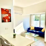 Seaside Escape - Charming Sunlit 2br Flat Apartment Paphos